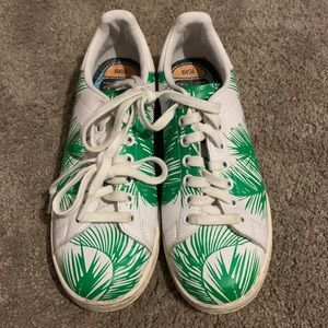 Green & White Pharrell’s